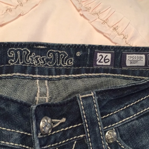 Miss Me Bootcut Jeans w/ Fleur de Lis - Picture 4 of 4